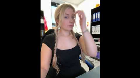 cherryauroraa @ stripchat on 20241201