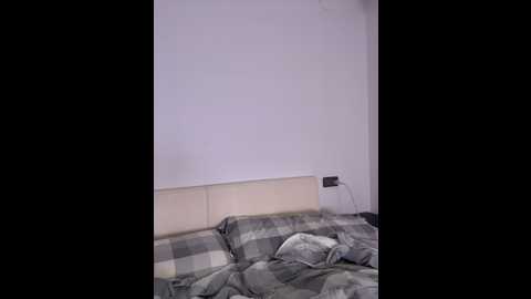 dorideluxe66 @ stripchat on 20241201