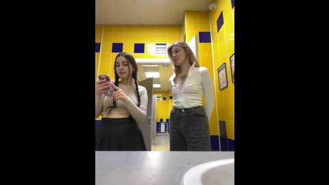 littlebitchess @ stripchat on 20241201