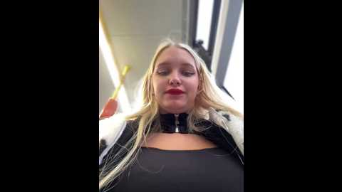 milkyy_wway @ stripchat on 20241201