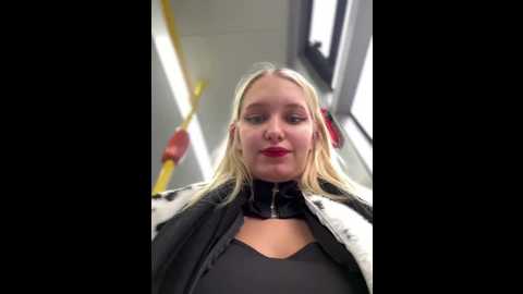 milkyy_wway @ stripchat on 20241201