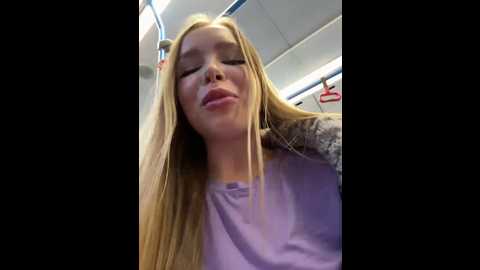 mur_girl @ stripchat on 20241201