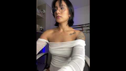 ale_lewis