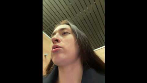 holly_play @ stripchat on 20241202