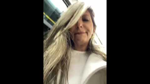 _abril_office1 @ stripchat on 20241203