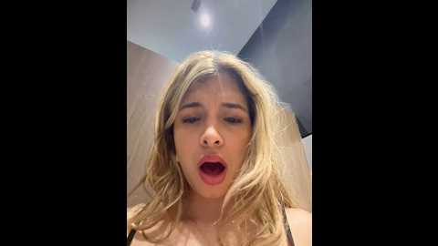 carolina__star @ stripchat on 20241203