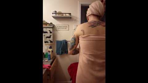 hollytattoo @ stripchat on 20241203