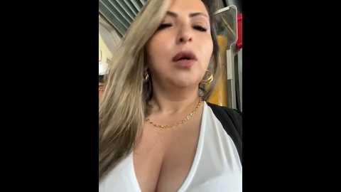 _abril_office1 @ stripchat on 20241204