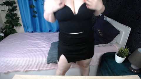dana_wolv @ stripchat on 20241204