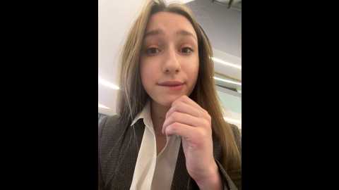 lia__love @ stripchat on 20241204
