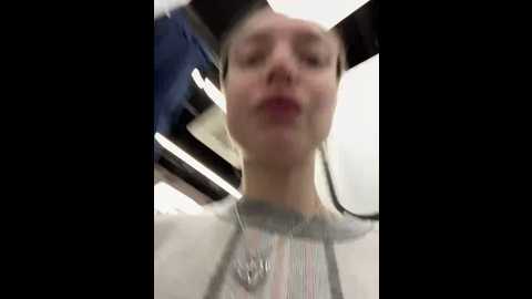 miss_elfie @ stripchat on 20241204