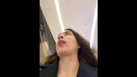 holly_play @ stripchat on 20241205