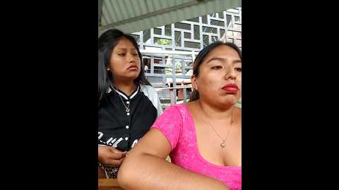 karol_kamila19 @ stripchat on 20241205