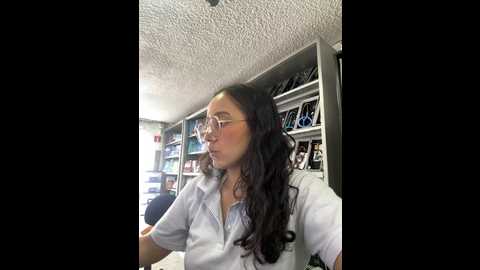 kay_lustywife @ stripchat on 20241205