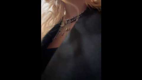 milkyy_wway @ stripchat on 20241205