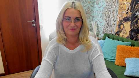 scarlett_mai @ stripchat on 20241205