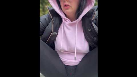 younghotmom_ @ stripchat on 20241205
