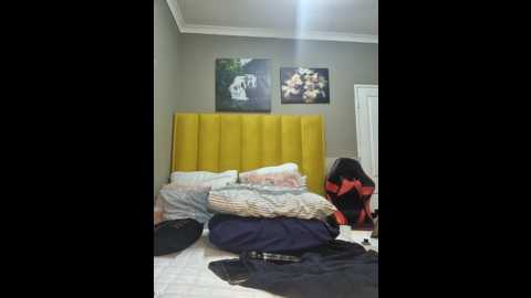 bustygoddess32 @ stripchat on 20241206