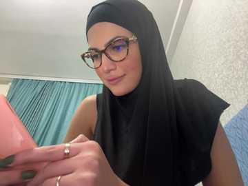 gumusguray @ stripchat on 20241206
