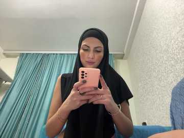 gumusguray @ stripchat on 20241206