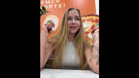 mur_girl @ stripchat on 20241206