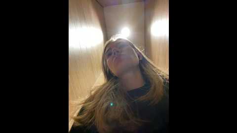 valenciashock @ stripchat on 20241206