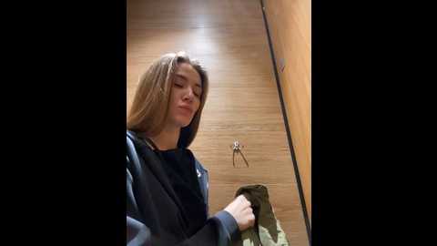 valenciashock @ stripchat on 20241206