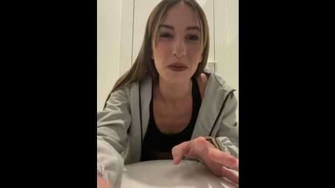 lola_tentatiion @ stripchat on 20241207