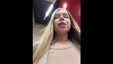 mur_girl @ stripchat on 20241207