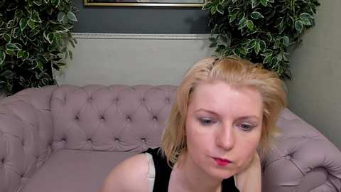 lena_paulles @ stripchat on 20241208