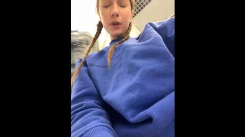 lia__love @ stripchat on 20241208