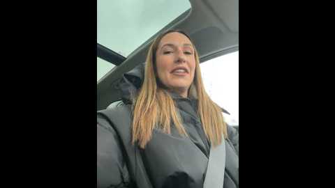 lola_tentatiion @ stripchat on 20241208