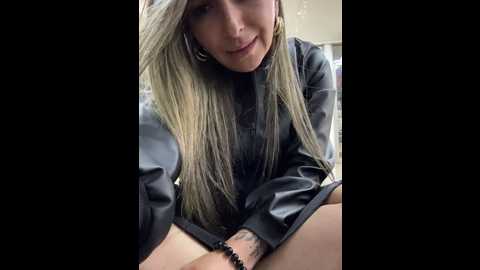 _abril_office1 @ stripchat on 20241209