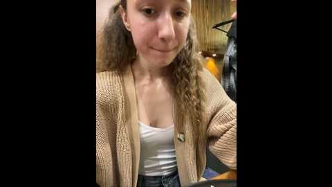 lia__love @ stripchat on 20241209