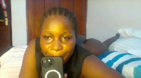 t_booty_risky_ @ stripchat on 20241209