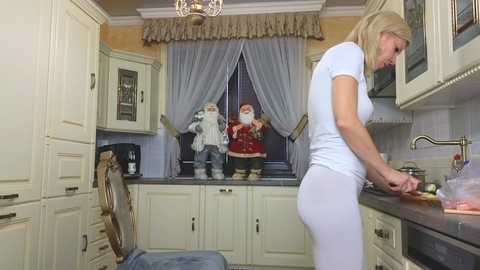 tunderose1 @ stripchat on 20241209