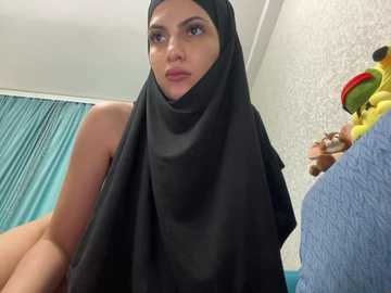 gumusguray @ stripchat on 20241210