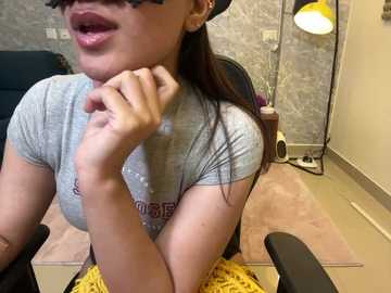 midnightflame @ stripchat on 20241210