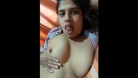 chanu174174 @ stripchat on 20241211