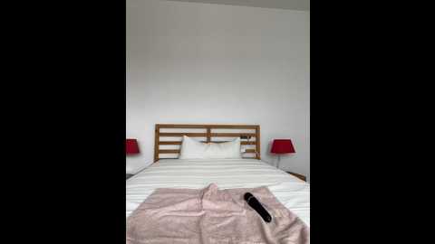 dorideluxe66 @ stripchat on 20241211