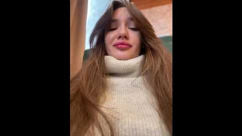 holly_molii @ stripchat on 20241211