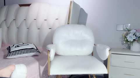 lvy_w @ stripchat on 20241211