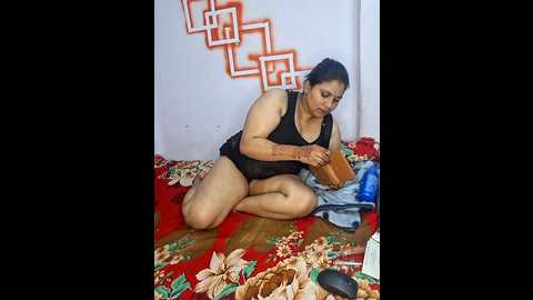 mom_sun_couple @ stripchat on 20241211