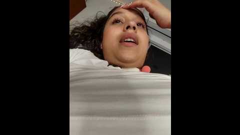 shara_dreams @ stripchat on 20241211