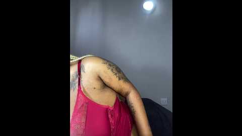 yung_missy @ stripchat on 20241211