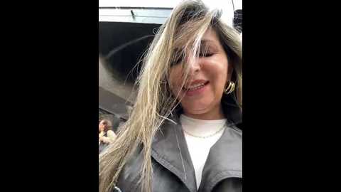 _abril_office1 @ stripchat on 20241212