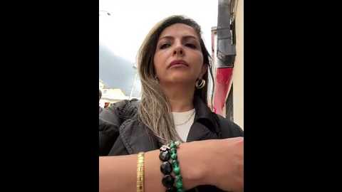 _abril_office1 @ stripchat on 20241212