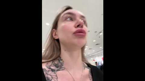 miss_elfie @ stripchat on 20241212