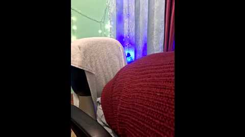 n_natasha @ stripchat on 20241213
