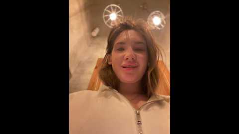 holly_molii @ stripchat on 20241214